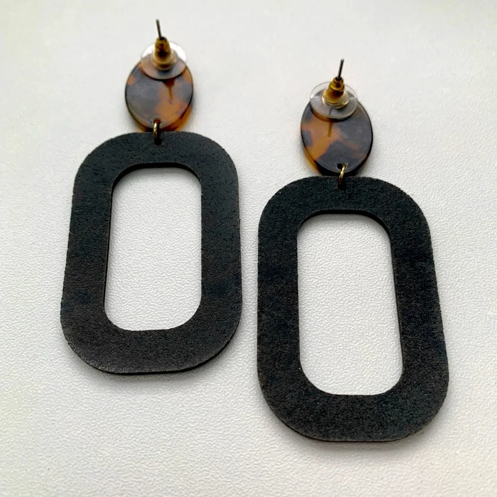 Black Leather Block Tortoise Earrings